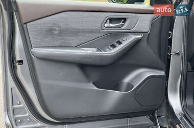 Внедорожник / Кроссовер Nissan Rogue 2020 в 