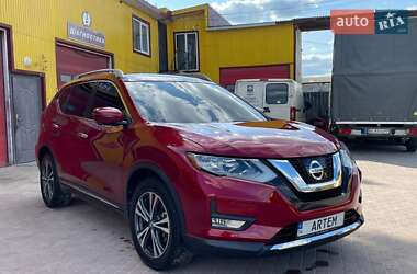 Позашляховик / Кросовер Nissan Rogue 2018 в Трускавці