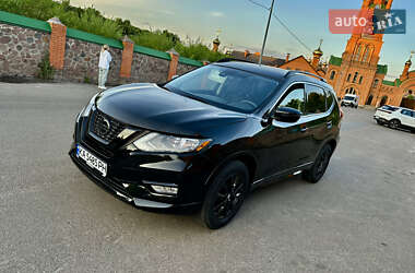 Внедорожник / Кроссовер Nissan Rogue 2019 в Киеве