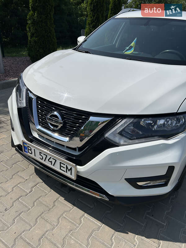 Позашляховик / Кросовер Nissan Rogue 2017 в Кременчуці