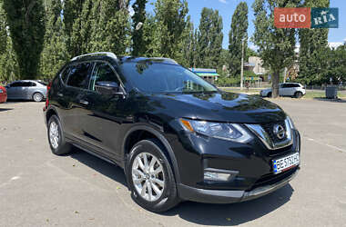 Позашляховик / Кросовер Nissan Rogue 2017 в Миколаєві