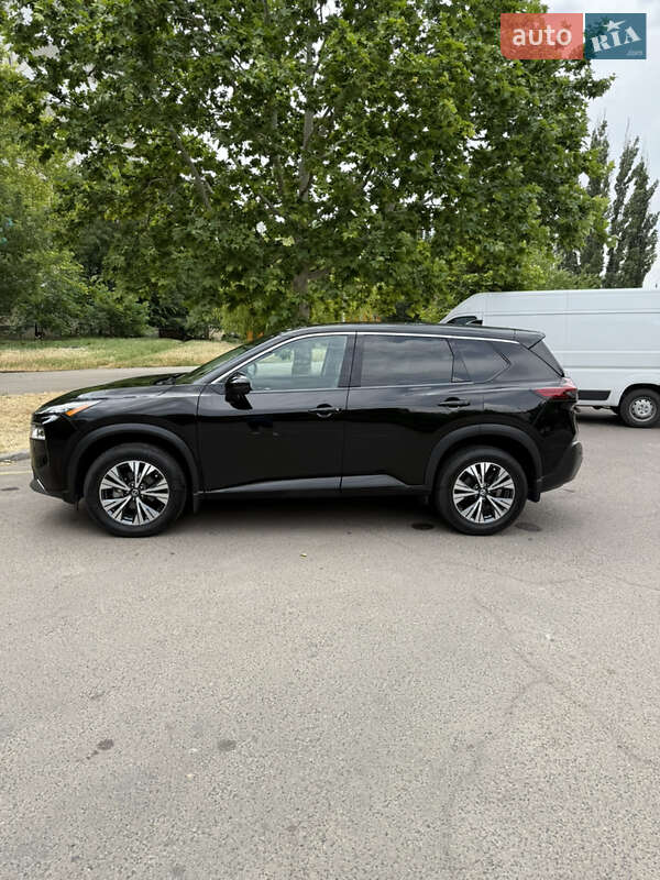 Внедорожник / Кроссовер Nissan Rogue 2021 в Одессе