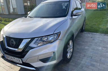 Внедорожник / Кроссовер Nissan Rogue 2018 в Житомире