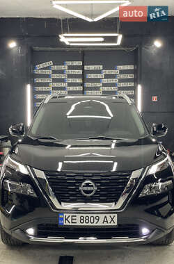Внедорожник / Кроссовер Nissan Rogue 2023 в 