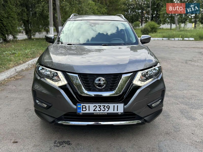 Внедорожник / Кроссовер Nissan Rogue 2019 в Полтаве
