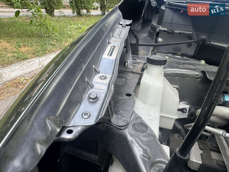 Внедорожник / Кроссовер Nissan Rogue 2019 в Полтаве