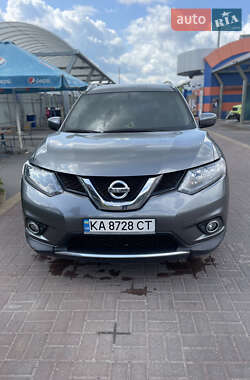 Позашляховик / Кросовер Nissan Rogue 2016 в Полтаві