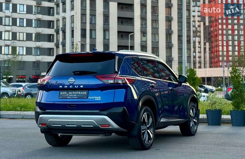 Внедорожник / Кроссовер Nissan Rogue 2023 в Киеве