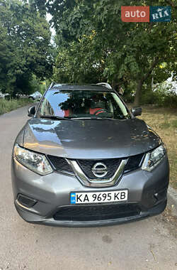 Позашляховик / Кросовер Nissan Rogue 2016 в Києві