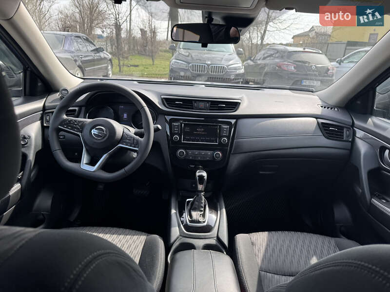 Позашляховик / Кросовер Nissan Rogue 2020 в Дрогобичі