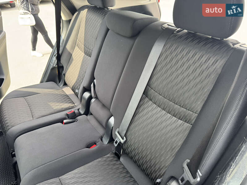 Позашляховик / Кросовер Nissan Rogue 2020 в Дрогобичі