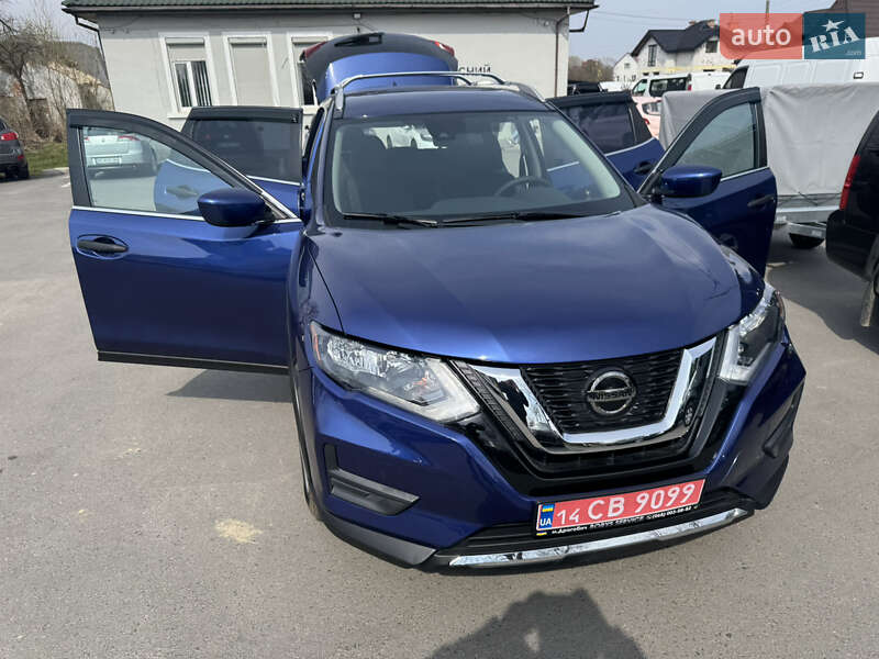 Позашляховик / Кросовер Nissan Rogue 2020 в Дрогобичі