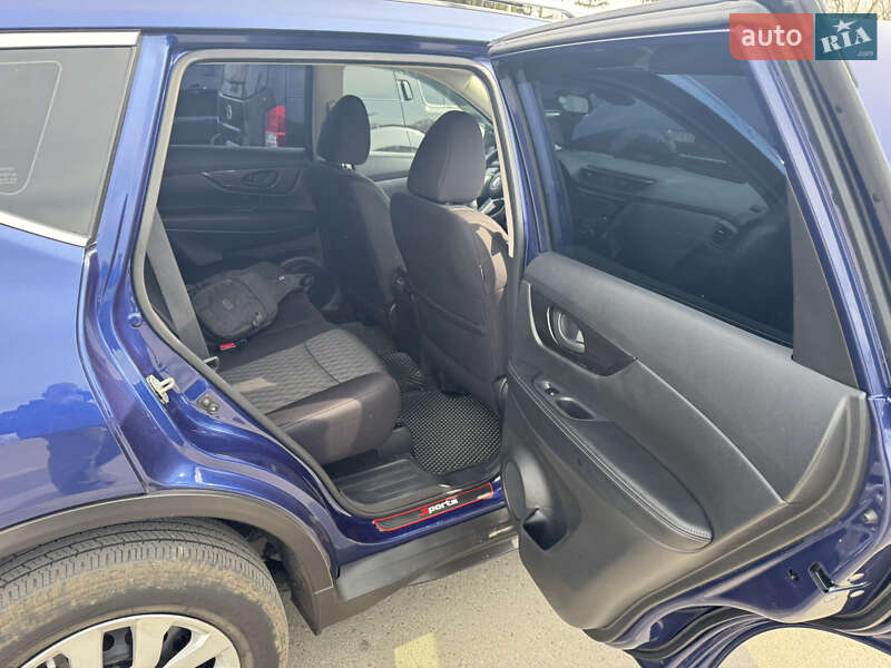 Позашляховик / Кросовер Nissan Rogue 2020 в Дрогобичі