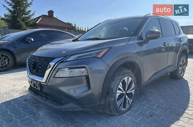 Позашляховик / Кросовер Nissan Rogue 2021 в Львові