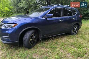 Внедорожник / Кроссовер Nissan Rogue 2020 в 