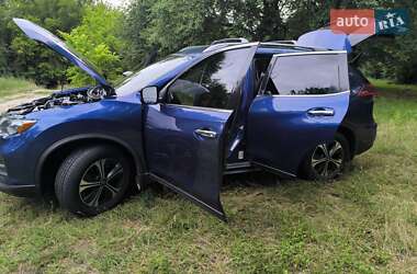 Внедорожник / Кроссовер Nissan Rogue 2020 в 