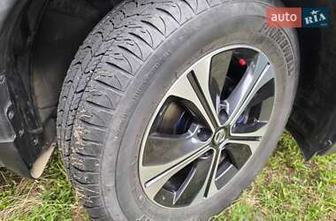 Внедорожник / Кроссовер Nissan Rogue 2020 в 