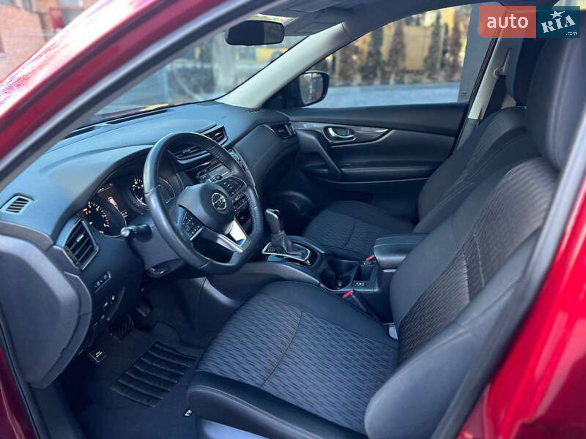 2018 Nissan Rogue - мініатюра 17