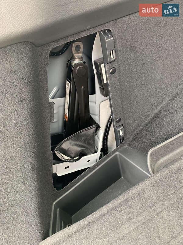 Позашляховик / Кросовер Nissan Rogue 2021 в Чернігові