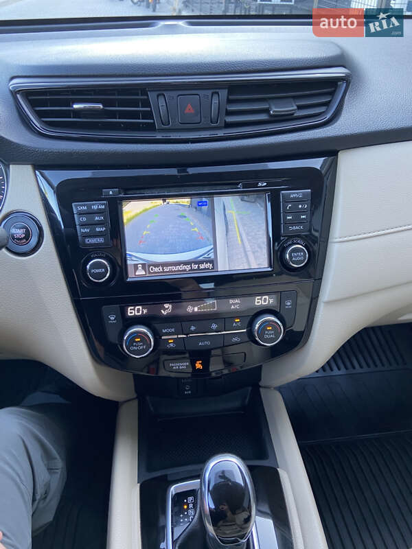 Позашляховик / Кросовер Nissan Rogue 2017 в Хмельницькому