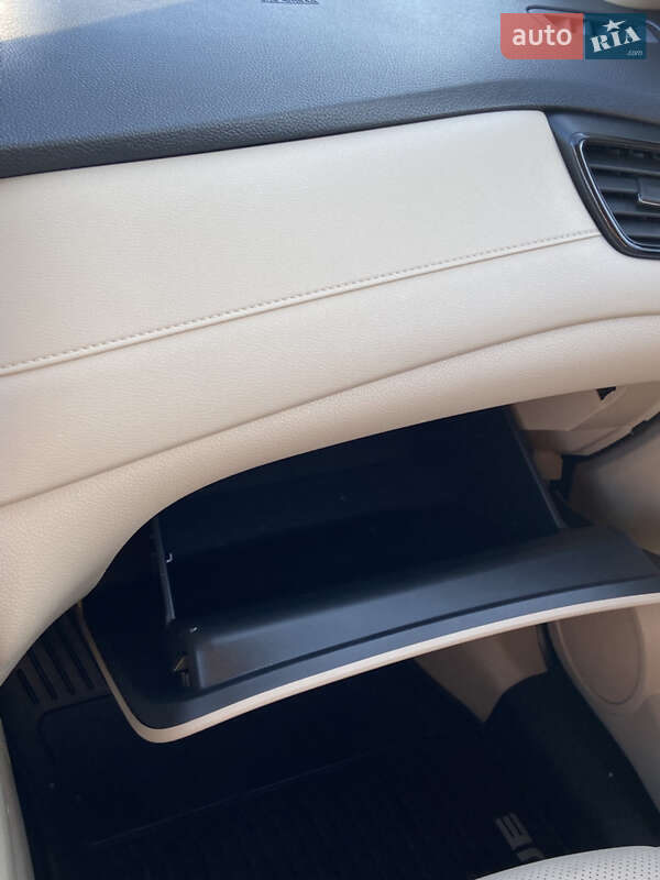 Позашляховик / Кросовер Nissan Rogue 2017 в Хмельницькому