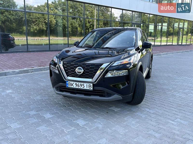 Позашляховик / Кросовер Nissan Rogue 2020 в Рівному