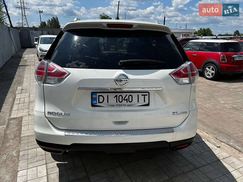 Внедорожник / Кроссовер Nissan Rogue 2016 в Днепре