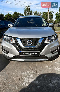Позашляховик / Кросовер Nissan Rogue 2016 в Миколаєві