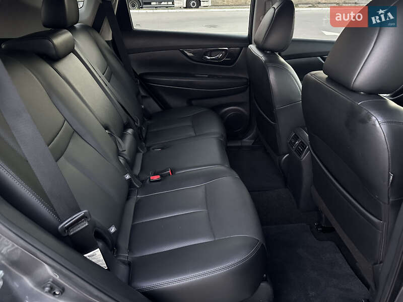 Внедорожник / Кроссовер Nissan Rogue 2019 в Виннице