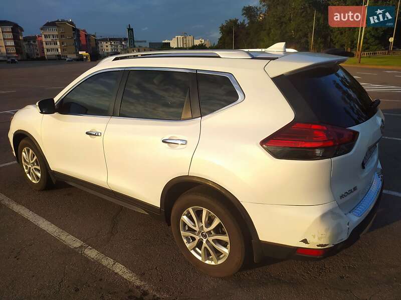 Позашляховик / Кросовер Nissan Rogue 2017 в Києві фото 12 Позашляховик / Кросовер Nissan Rogue 2017 в Києві