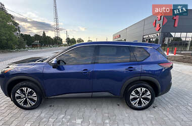 Внедорожник / Кроссовер Nissan Rogue 2021 в Львове