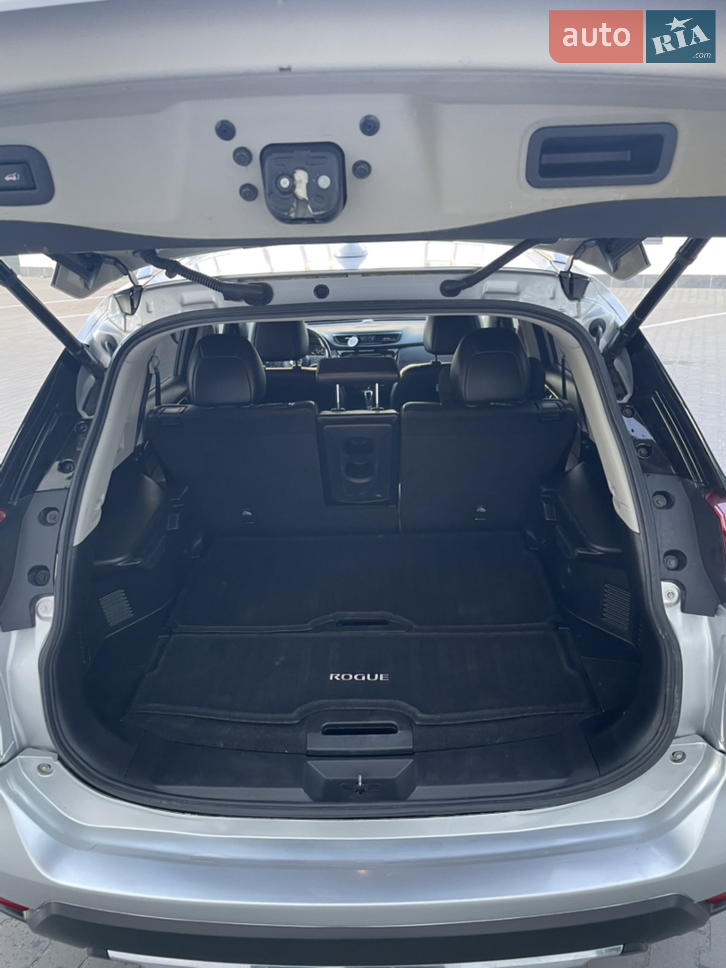 2018 Nissan Rogue - мініатюра 25