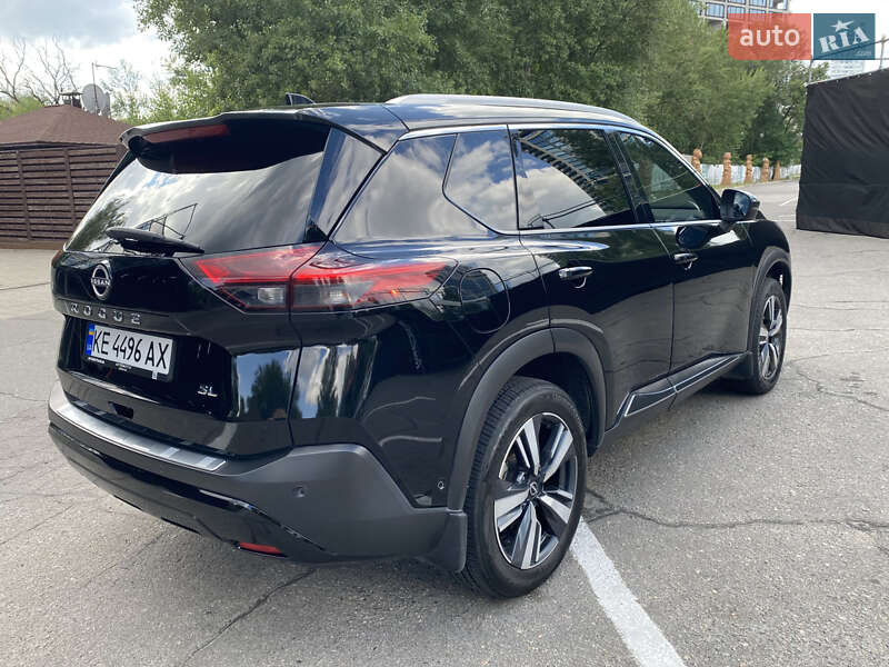 Позашляховик / Кросовер Nissan Rogue 2023 в Дніпрі