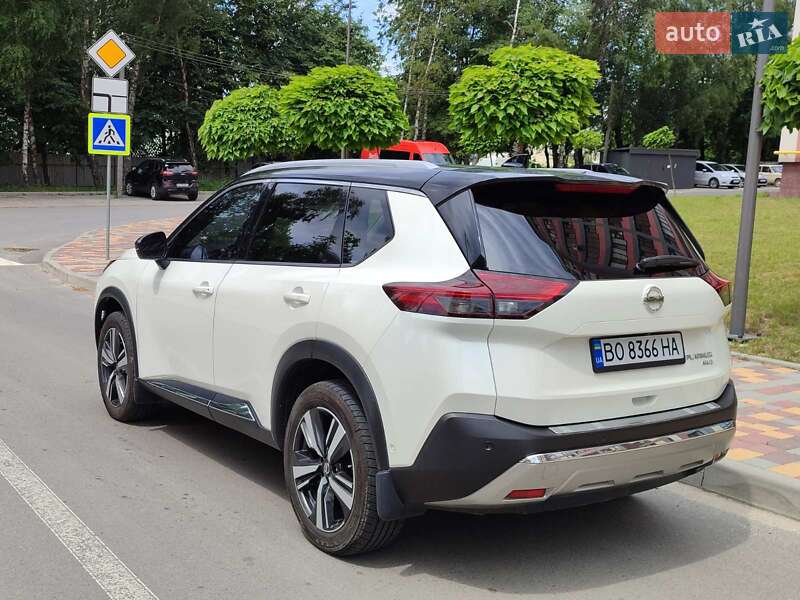 Внедорожник / Кроссовер Nissan Rogue 2020 в Тернополе