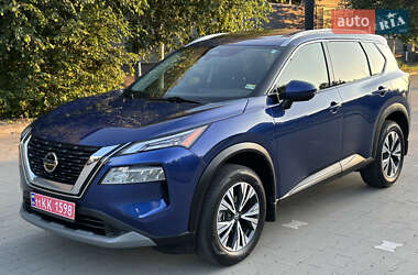 Внедорожник / Кроссовер Nissan Rogue 2020 в Киеве