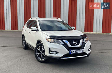 Позашляховик / Кросовер Nissan Rogue 2016 в Харкові