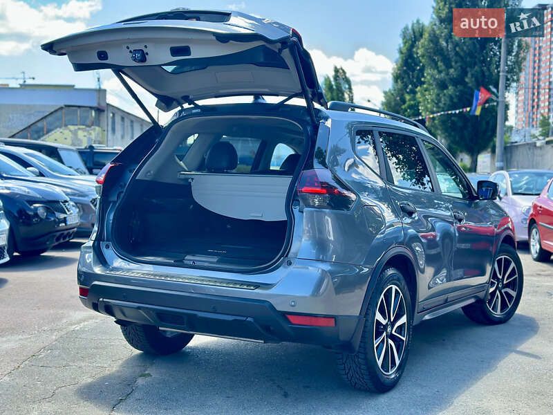 Позашляховик / Кросовер Nissan Rogue 2018 в Києві