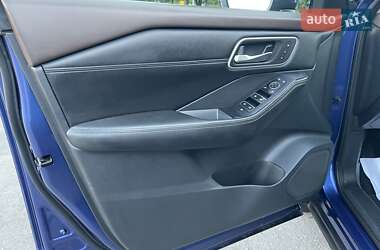 Позашляховик / Кросовер Nissan Rogue 2020 в 
