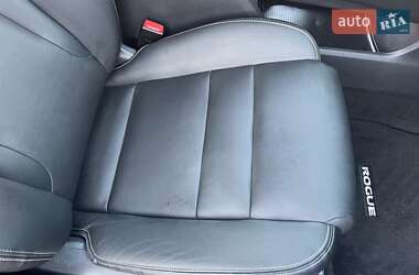Позашляховик / Кросовер Nissan Rogue 2020 в 
