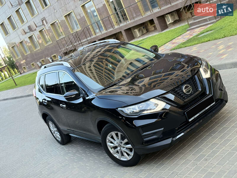 Внедорожник / Кроссовер Nissan Rogue 2019 в Одессе