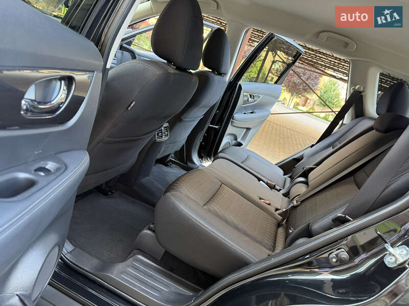 Внедорожник / Кроссовер Nissan Rogue 2019 в Одессе