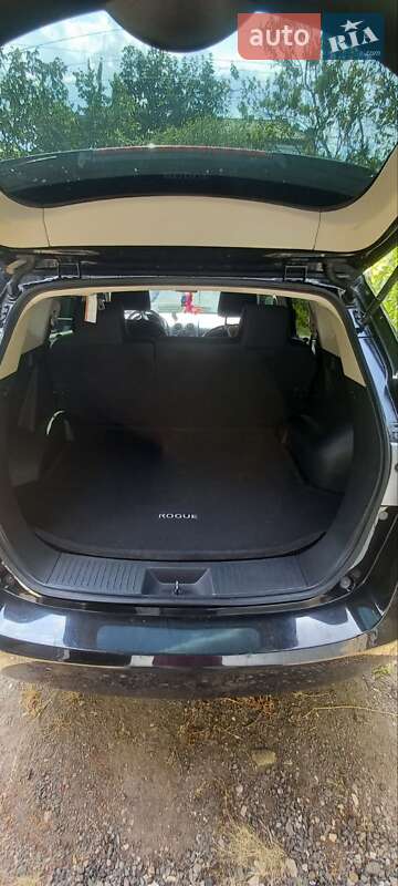 Позашляховик / Кросовер Nissan Rogue 2014 в Подільську