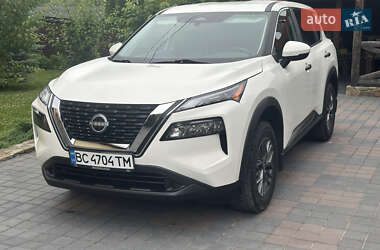 Внедорожник / Кроссовер Nissan Rogue 2022 в 