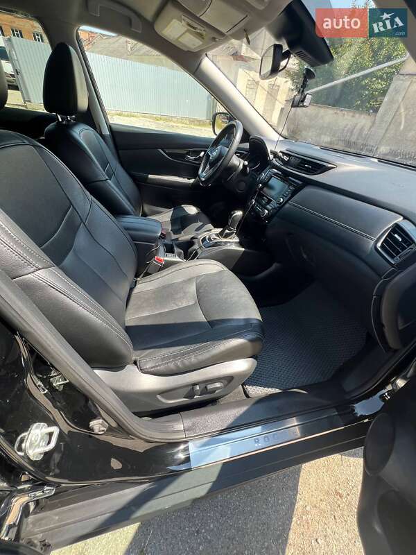 Позашляховик / Кросовер Nissan Rogue 2019 в Підволочиську