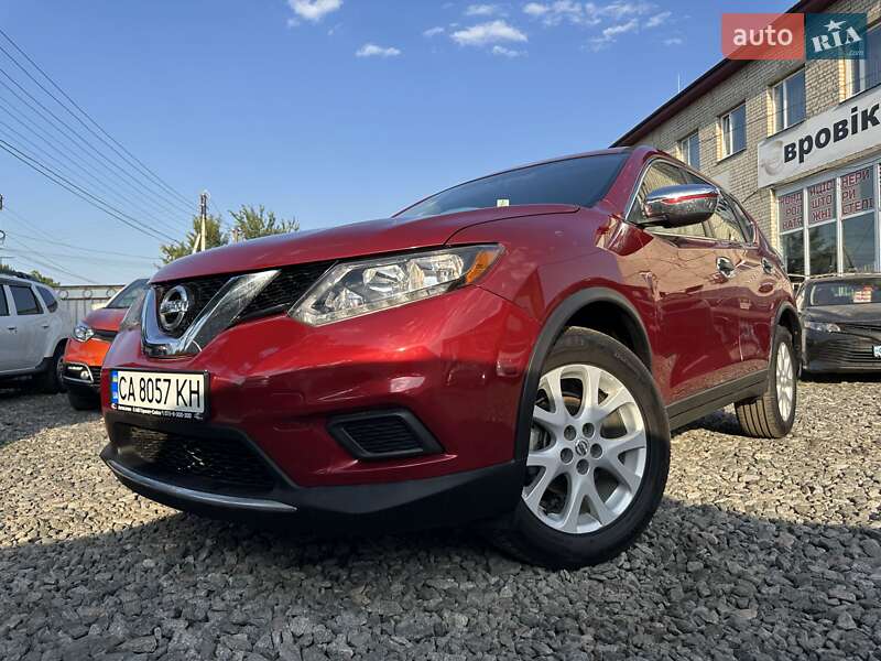 Внедорожник / Кроссовер Nissan Rogue 2016 в Смеле