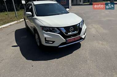 Позашляховик / Кросовер Nissan Rogue 2019 в 