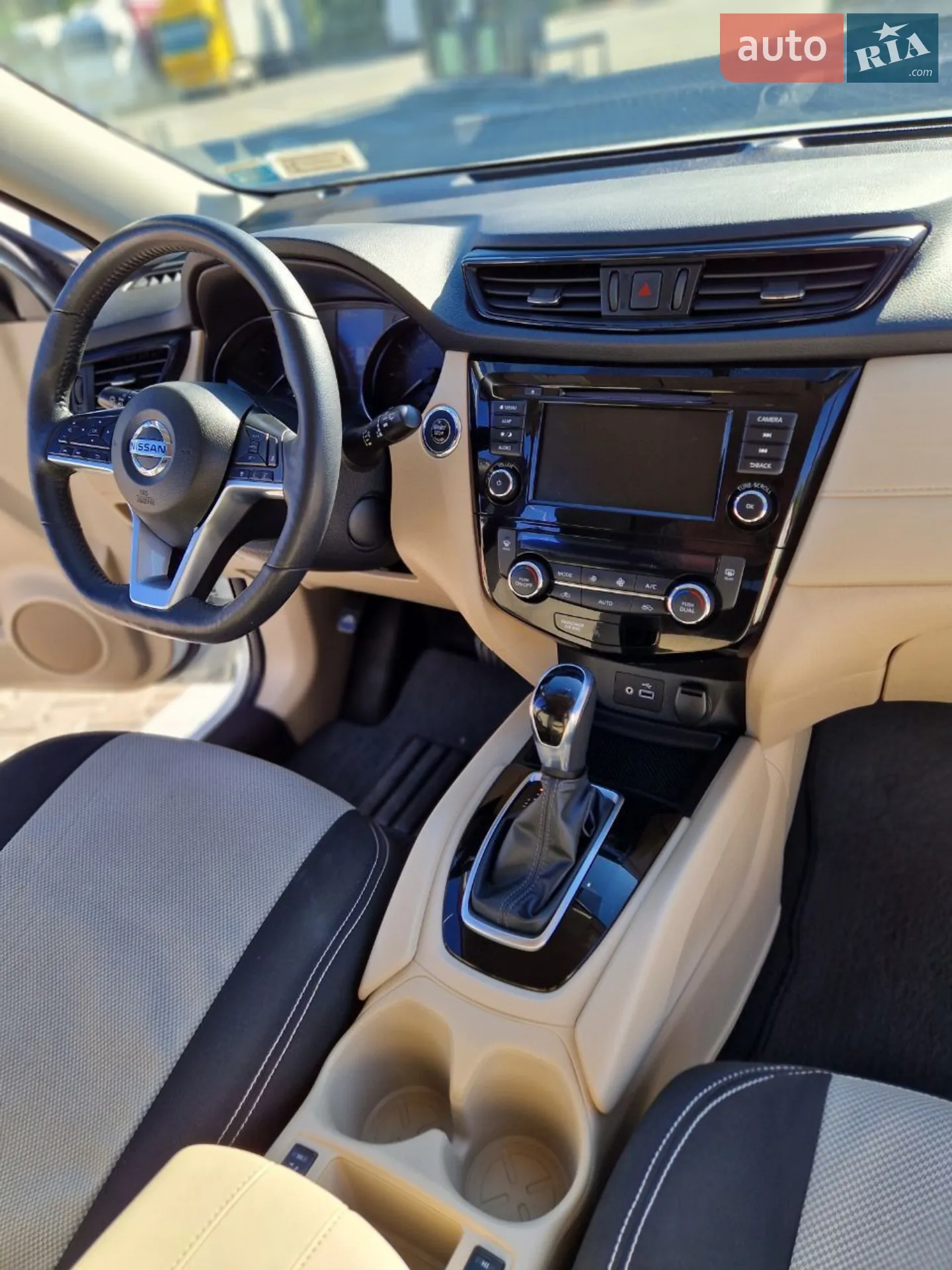 2018 Nissan Rogue - мініатюра 11