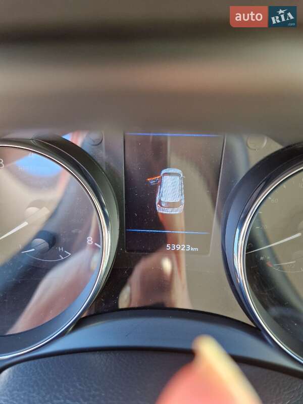 Позашляховик / Кросовер Nissan Rogue 2018 в Кременчуці