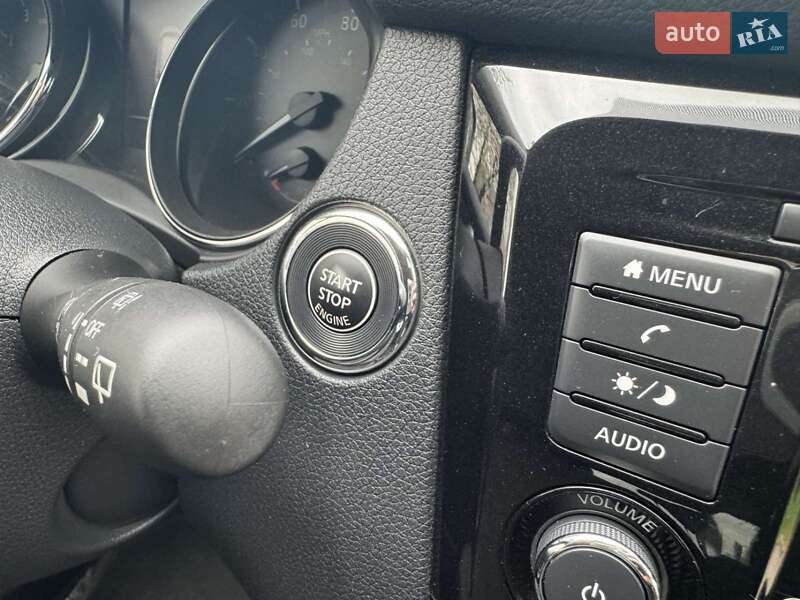 Внедорожник / Кроссовер Nissan Rogue 2019 в Ужгороде