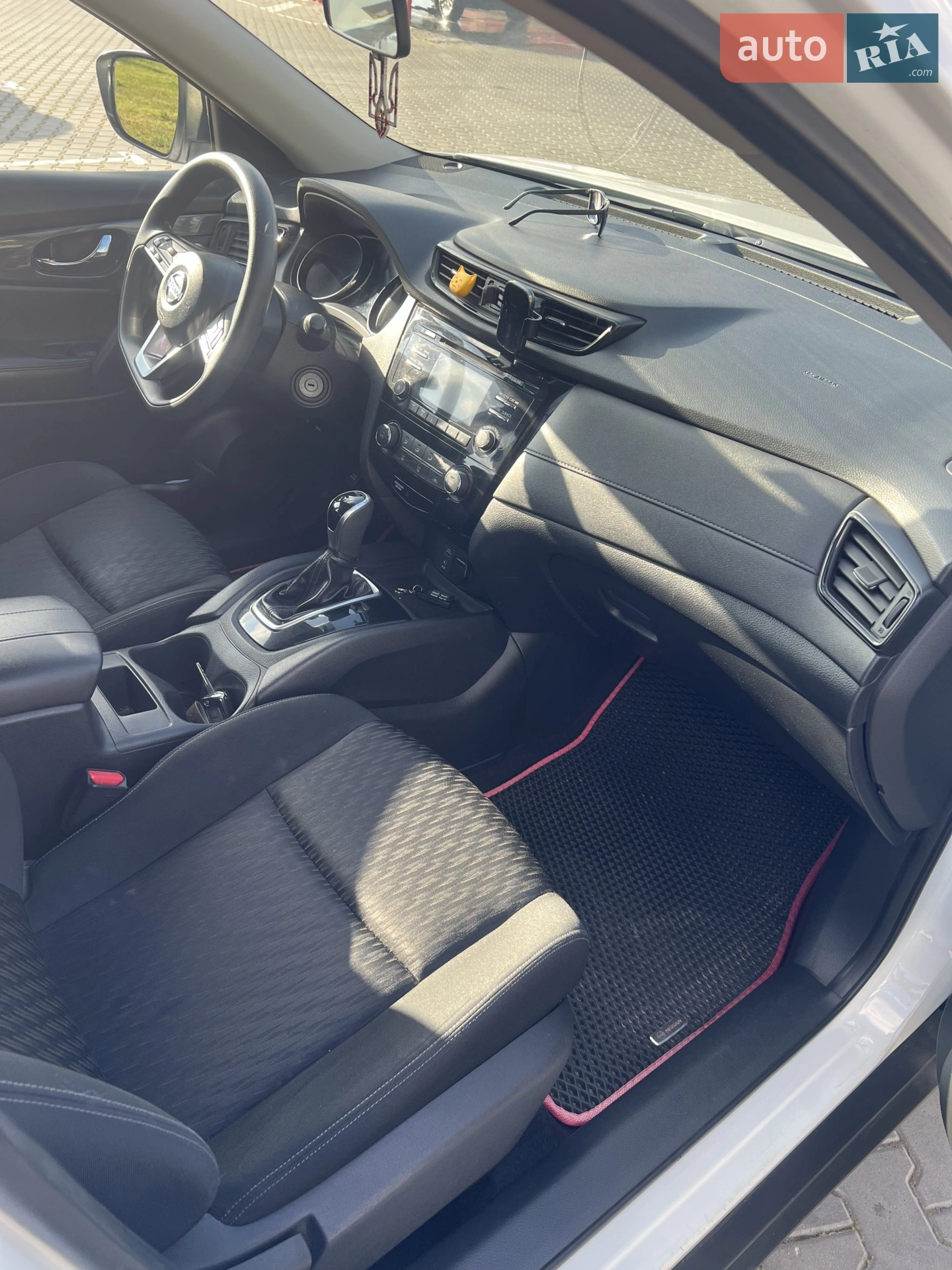 2017 Nissan Rogue - мініатюра 13